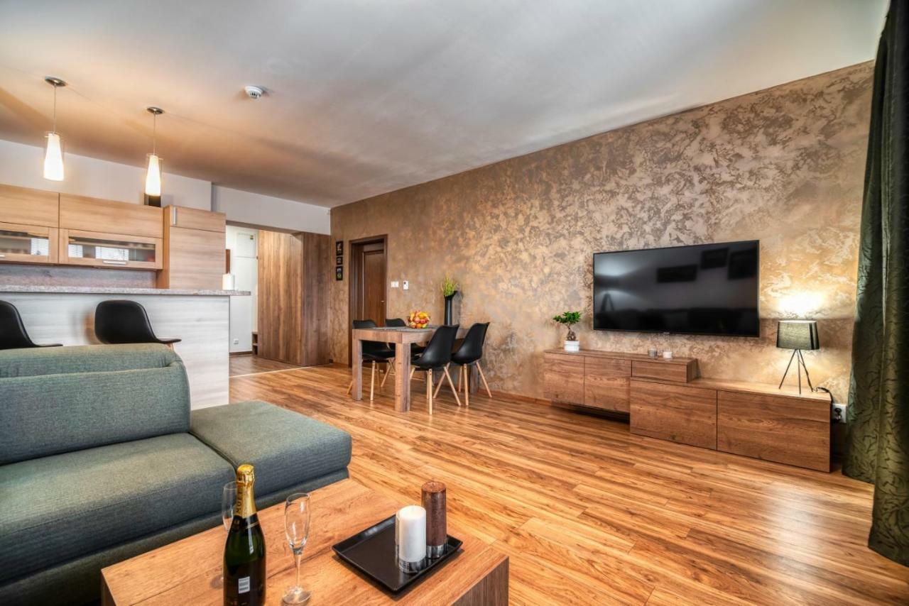 Apartman Lio - Free Garage Parking Татранська Ломниця Екстер'єр фото