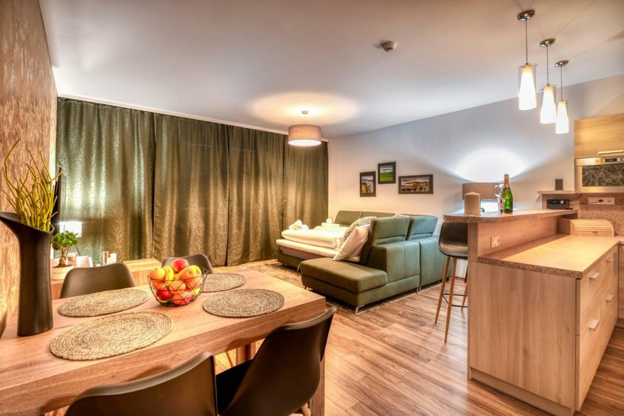 Apartman Lio - Free Garage Parking Татранська Ломниця Екстер'єр фото